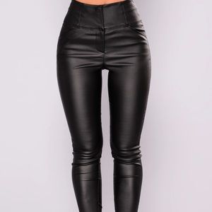 Fashionova Faux-Leather Pants